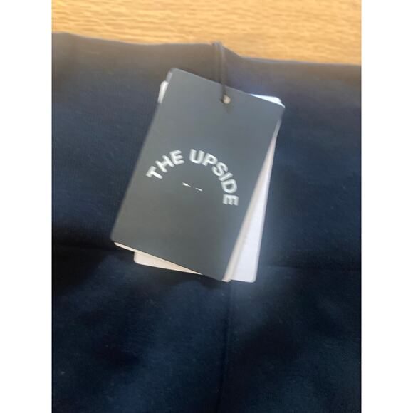 The Upside Black Leggings - Picture 5 of 7